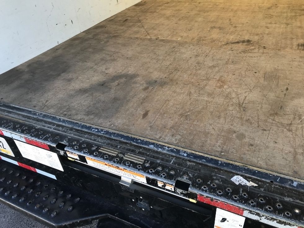 Light Duty Box Truck-Light and Medium Duty Trucks-Ford-2022-E350-Brooklyn Park-MN-100,954\n\t\tmiles-$ 31,250 - Image 10