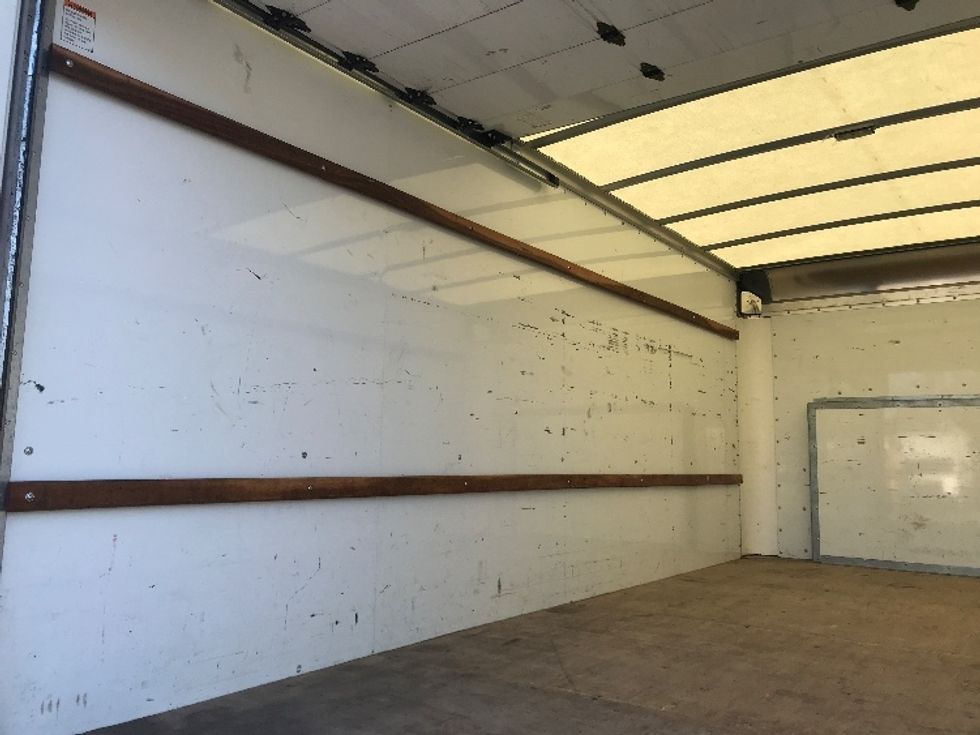 Light Duty Box Truck-Light and Medium Duty Trucks-Ford-2022-E350-Brooklyn Park-MN-100,954\n\t\tmiles-$ 31,250 - Image 11