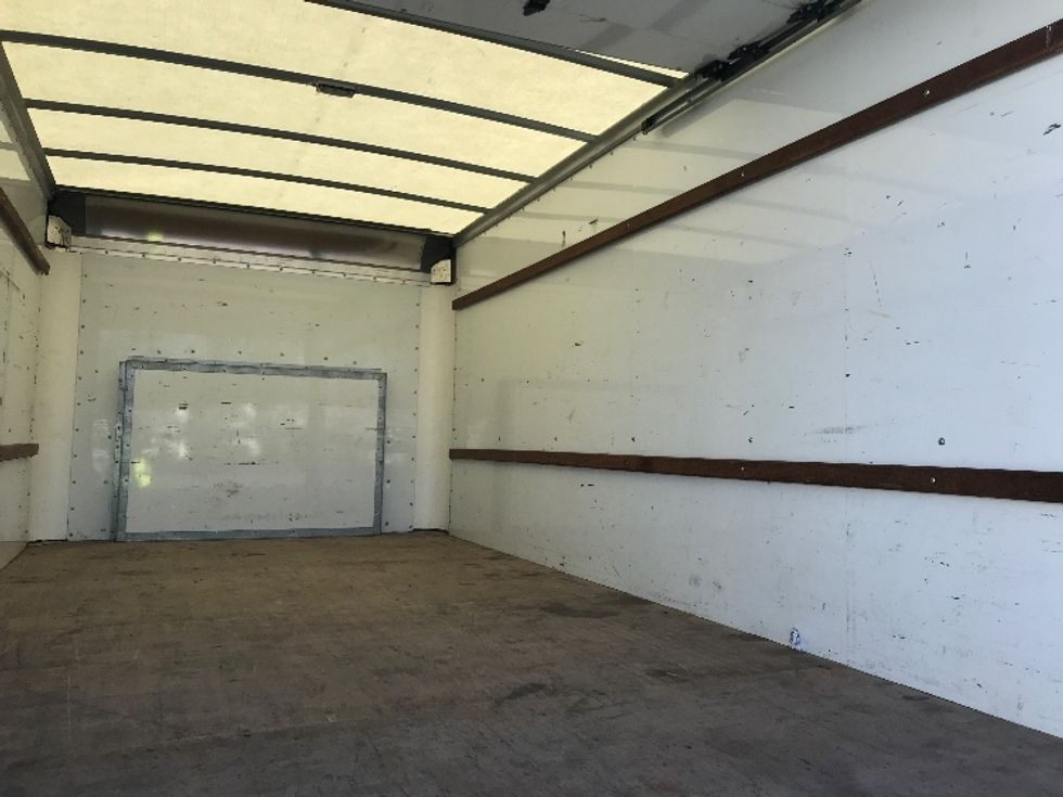 Light Duty Box Truck-Light and Medium Duty Trucks-Ford-2022-E350-Brooklyn Park-MN-100,954\n\t\tmiles-$ 31,250 - Image 12