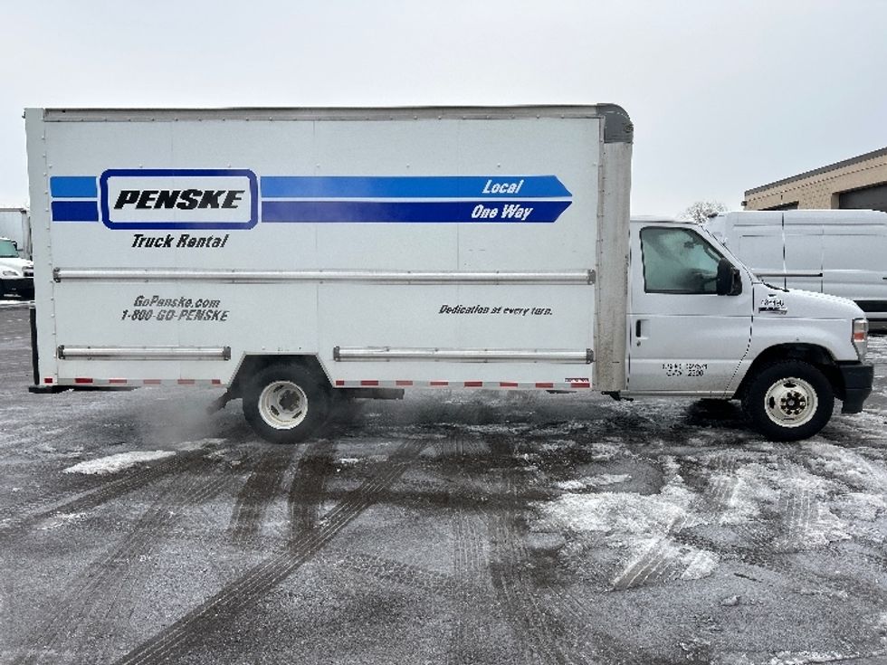 Light Duty Box Truck-Light and Medium Duty Trucks-Ford-2022-E350-Brooklyn Park-MN-103,806\n\t\tmiles-$ 30,750 - Image 15