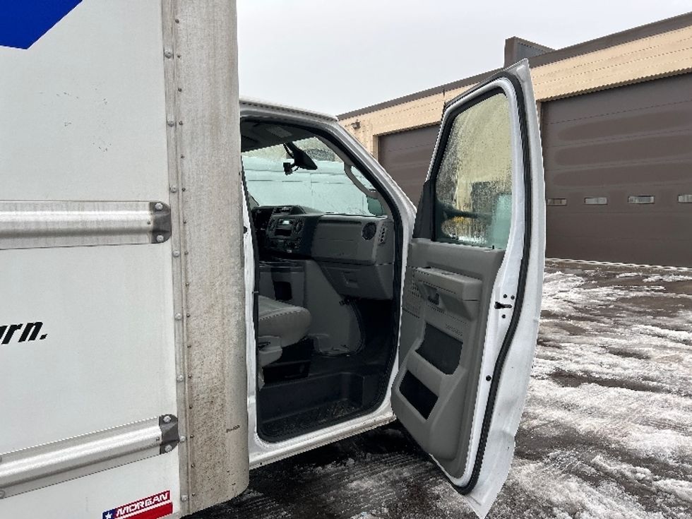 Light Duty Box Truck-Light and Medium Duty Trucks-Ford-2022-E350-Brooklyn Park-MN-103,806\n\t\tmiles-$ 30,750 - Image 20