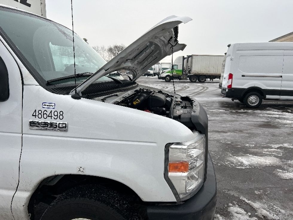 Light Duty Box Truck-Light and Medium Duty Trucks-Ford-2022-E350-Brooklyn Park-MN-103,806\n\t\tmiles-$ 30,750 - Image 23