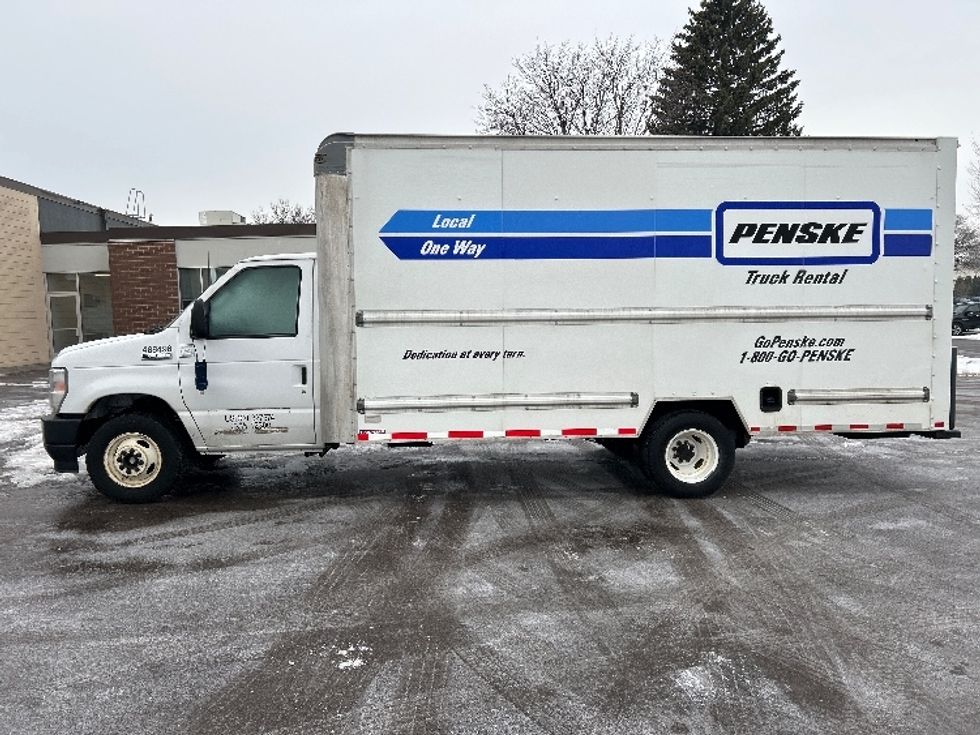 Light Duty Box Truck-Light and Medium Duty Trucks-Ford-2022-E350-Brooklyn Park-MN-103,806\n\t\tmiles-$ 30,750 - Image 4