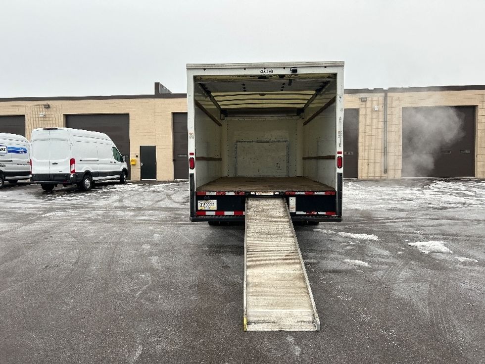 Light Duty Box Truck-Light and Medium Duty Trucks-Ford-2022-E350-Brooklyn Park-MN-103,806\n\t\tmiles-$ 30,750 - Image 9