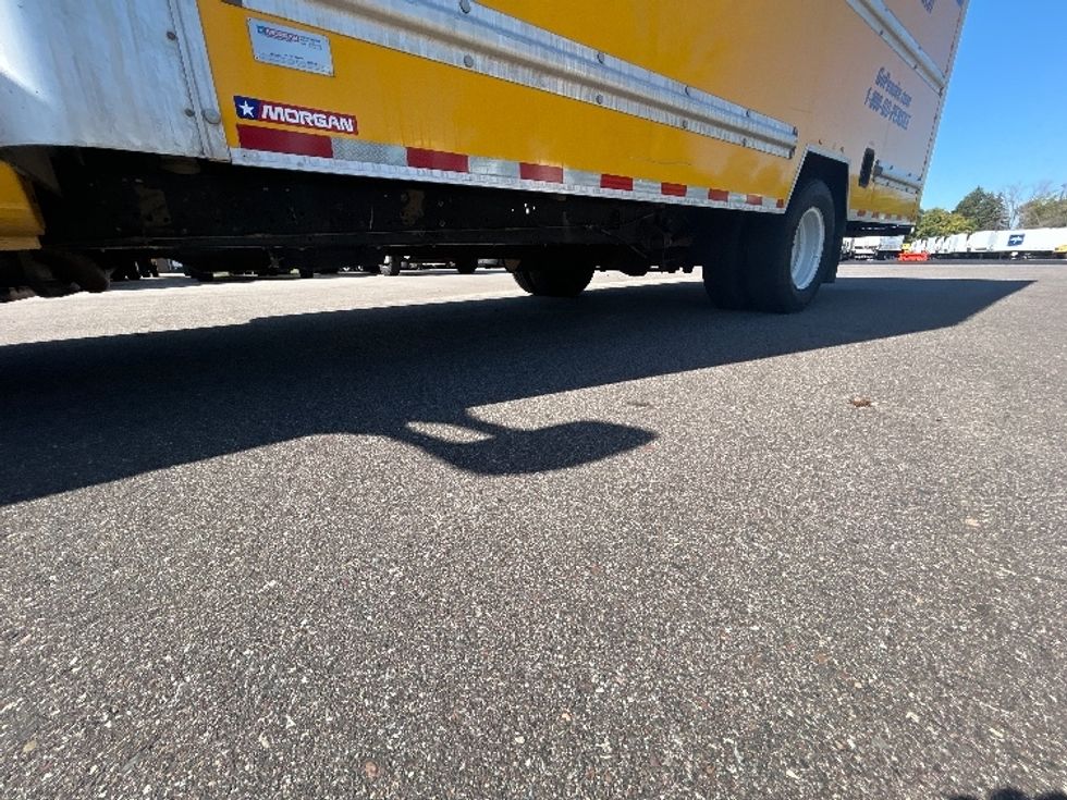 Light Duty Box Truck-Light and Medium Duty Trucks-Ford-2022-E350-Brooklyn Park-MN-109,515\n\t\tmiles-$ 25,750 - Image 5