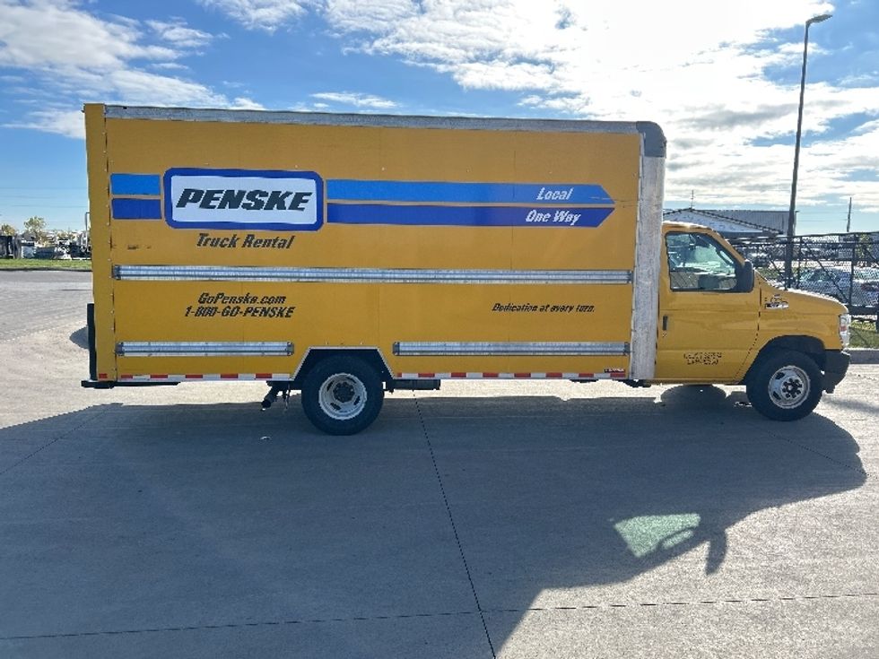 Light Duty Box Truck-Light and Medium Duty Trucks-Ford-2022-E350-Brooklyn Park-MN-162,947\n\t\tmiles-$ 17,000 - Image 15