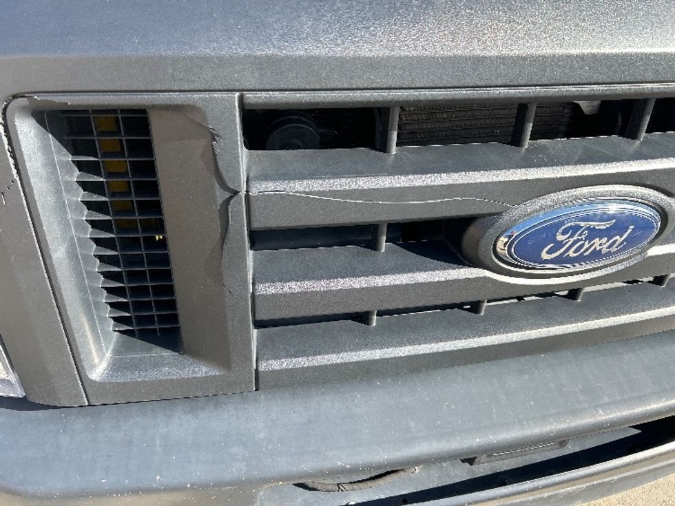Light Duty Box Truck-Light and Medium Duty Trucks-Ford-2022-E350-Brooklyn Park-MN-162,947\n\t\tmiles-$ 17,000 - Image 27