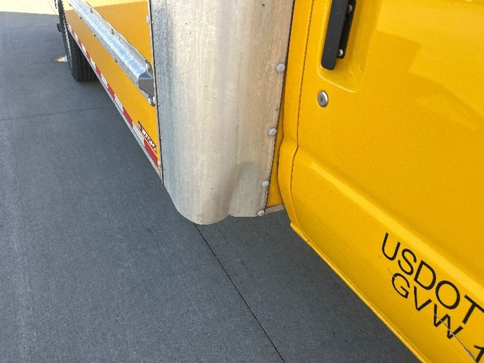 Light Duty Box Truck-Light and Medium Duty Trucks-Ford-2022-E350-Brooklyn Park-MN-162,947\n\t\tmiles-$ 17,000 - Image 28