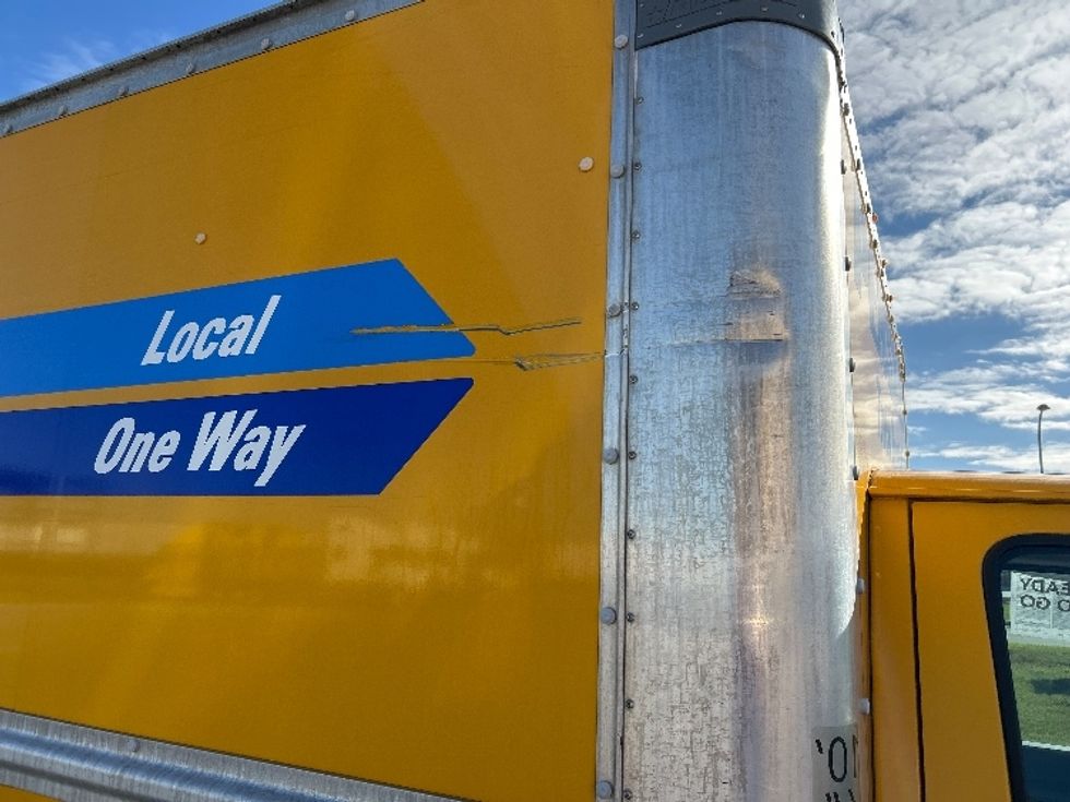 Light Duty Box Truck-Light and Medium Duty Trucks-Ford-2022-E350-Brooklyn Park-MN-162,947\n\t\tmiles-$ 17,000 - Image 29