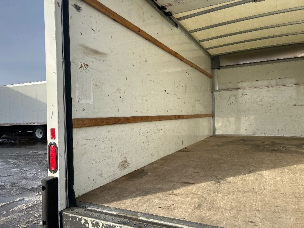 Light Duty Box Truck-Light and Medium Duty Trucks-Ford-2022-E350-Brooklyn Park-MN-75,548\n\t\tmiles-$ 33,750 - Image 10