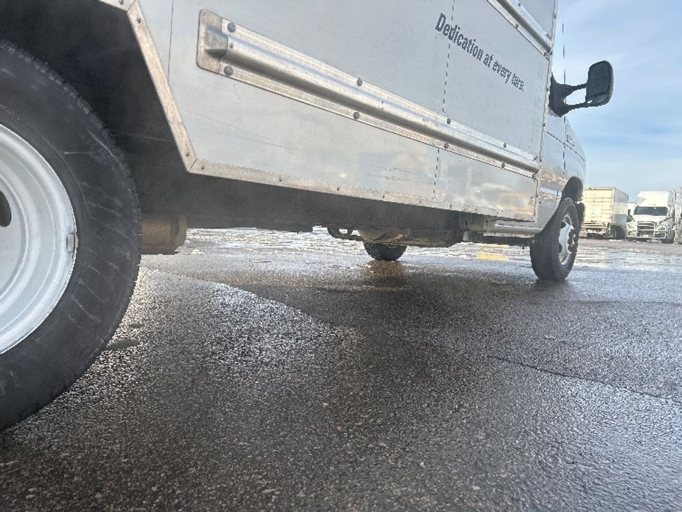 Light Duty Box Truck-Light and Medium Duty Trucks-Ford-2022-E350-Brooklyn Park-MN-75,548\n\t\tmiles-$ 33,750 - Image 13