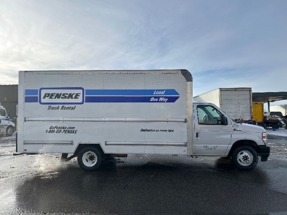 Light Duty Box Truck-Light and Medium Duty Trucks-Ford-2022-E350-Brooklyn Park-MN-75,548\n\t\tmiles-$ 33,750 - Image 14