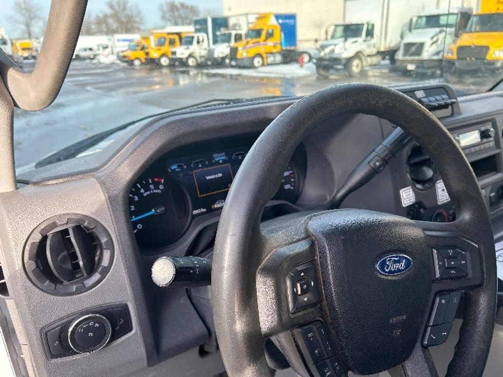 Light Duty Box Truck-Light and Medium Duty Trucks-Ford-2022-E350-Brooklyn Park-MN-75,548\n\t\tmiles-$ 33,750 - Image 16