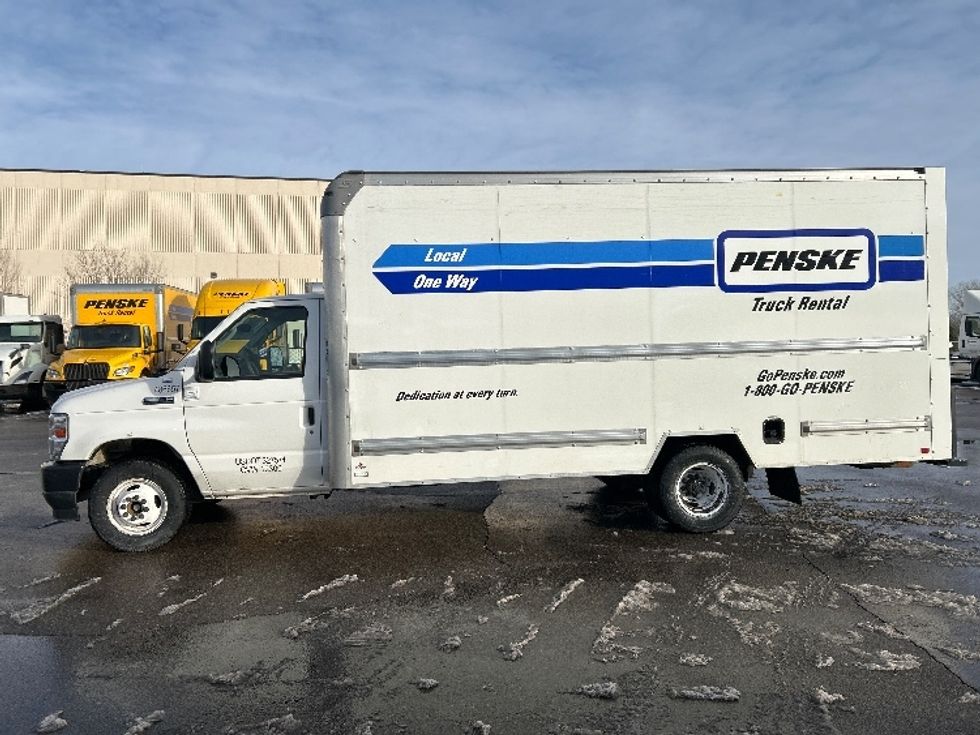 Light Duty Box Truck-Light and Medium Duty Trucks-Ford-2022-E350-Brooklyn Park-MN-75,548\n\t\tmiles-$ 33,750 - Image 4
