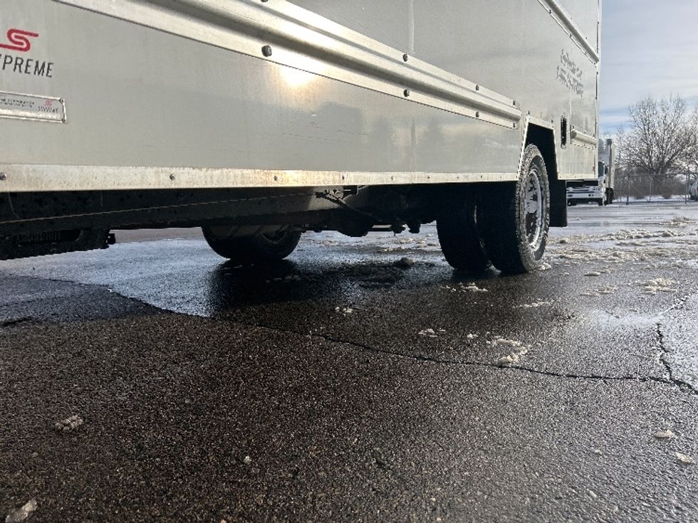 Light Duty Box Truck-Light and Medium Duty Trucks-Ford-2022-E350-Brooklyn Park-MN-75,548\n\t\tmiles-$ 33,750 - Image 5