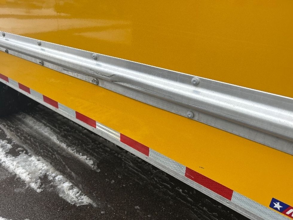 Light Duty Box Truck-Light and Medium Duty Trucks-Ford-2022-E350-Brooklyn Park-MN-86,989\n\t\tmiles-$ 30,000 - Image 26