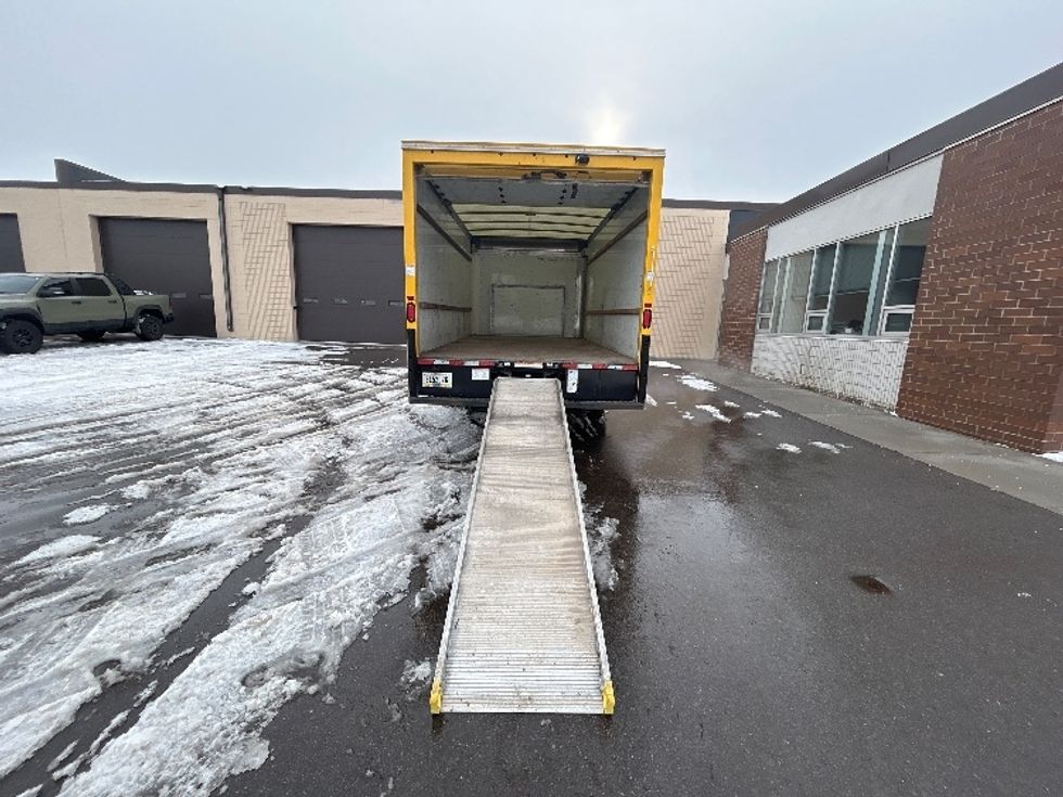 Light Duty Box Truck-Light and Medium Duty Trucks-Ford-2022-E350-Brooklyn Park-MN-86,989\n\t\tmiles-$ 30,000 - Image 9