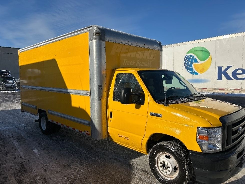 Light Duty Box Truck-Light and Medium Duty Trucks-Ford-2022-E350-Brooklyn Park-MN-87,482\n\t\tmiles-$ 29,750 - Image 1