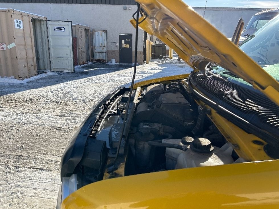 Light Duty Box Truck-Light and Medium Duty Trucks-Ford-2022-E350-Brooklyn Park-MN-87,482\n\t\tmiles-$ 29,750 - Image 21