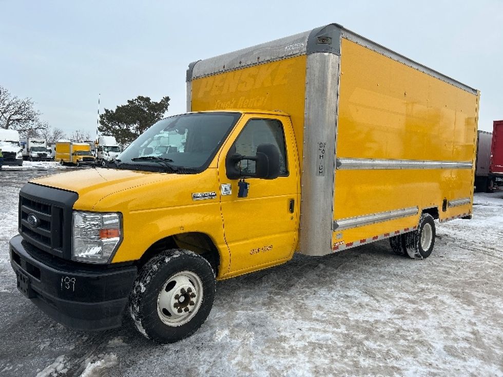 Light Duty Box Truck-Light and Medium Duty Trucks-Ford-2022-E350-Brooklyn Park-MN-89,542\n\t\tmiles-$ 29,500 - Image 3