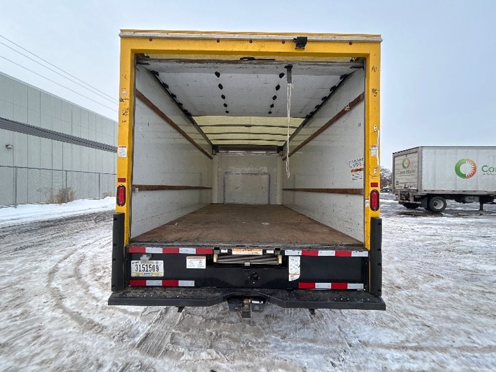 Light Duty Box Truck-Light and Medium Duty Trucks-Ford-2022-E350-Brooklyn Park-MN-89,542\n\t\tmiles-$ 29,500 - Image 8