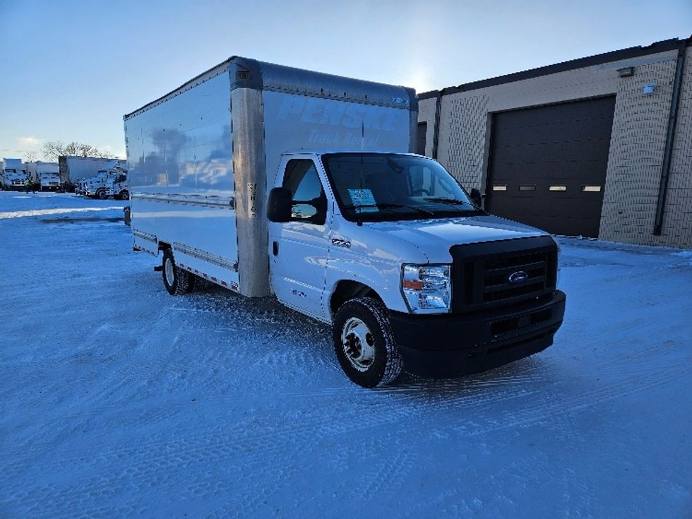 Light Duty Box Truck-Light and Medium Duty Trucks-Ford-2022-E350-Brooklyn Park-MN-89,861\n\t\tmiles-$ 32,500 - Image 1
