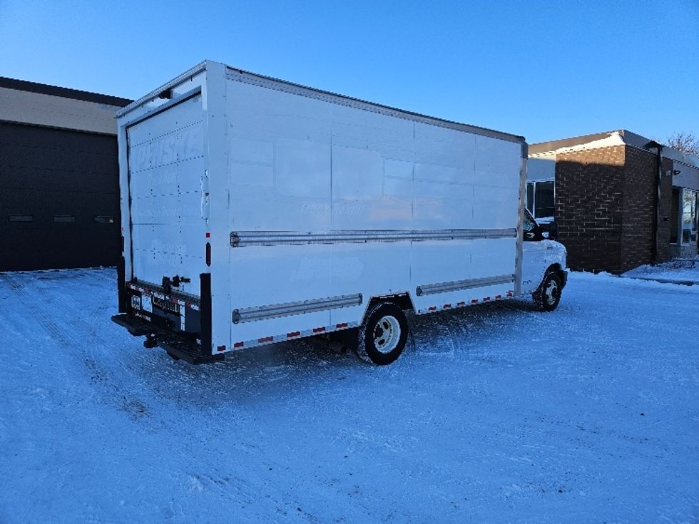 Light Duty Box Truck-Light and Medium Duty Trucks-Ford-2022-E350-Brooklyn Park-MN-89,861\n\t\tmiles-$ 32,500 - Image 13