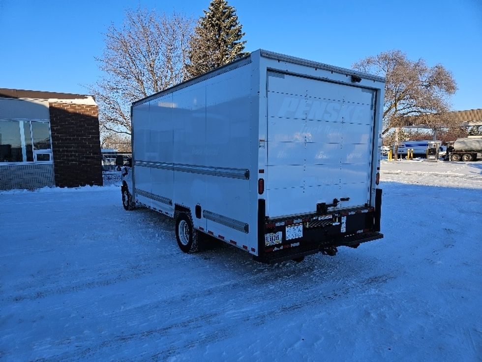 Light Duty Box Truck-Light and Medium Duty Trucks-Ford-2022-E350-Brooklyn Park-MN-89,861\n\t\tmiles-$ 32,500 - Image 6