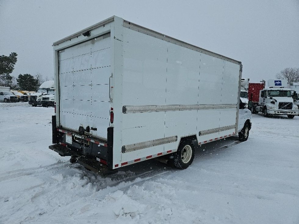 Light Duty Box Truck-Light and Medium Duty Trucks-Ford-2022-E350-Brooklyn Park-MN-90,095\n\t\tmiles-$ 32,500 - Image 13