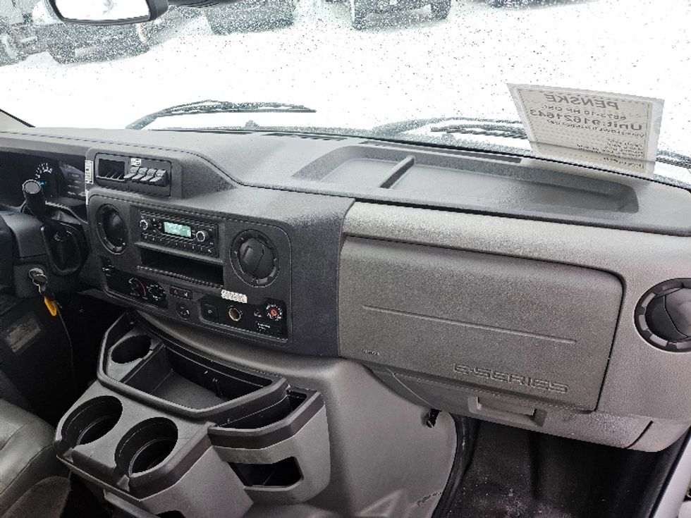 Light Duty Box Truck-Light and Medium Duty Trucks-Ford-2022-E350-Brooklyn Park-MN-90,095\n\t\tmiles-$ 32,500 - Image 21