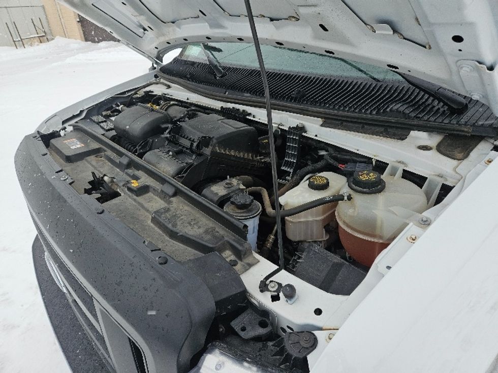 Light Duty Box Truck-Light and Medium Duty Trucks-Ford-2022-E350-Brooklyn Park-MN-90,095\n\t\tmiles-$ 32,500 - Image 24