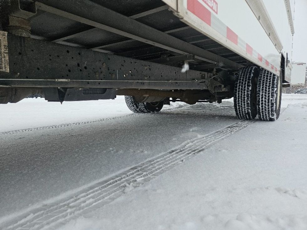 Light Duty Box Truck-Light and Medium Duty Trucks-Ford-2022-E350-Brooklyn Park-MN-90,095\n\t\tmiles-$ 32,500 - Image 5