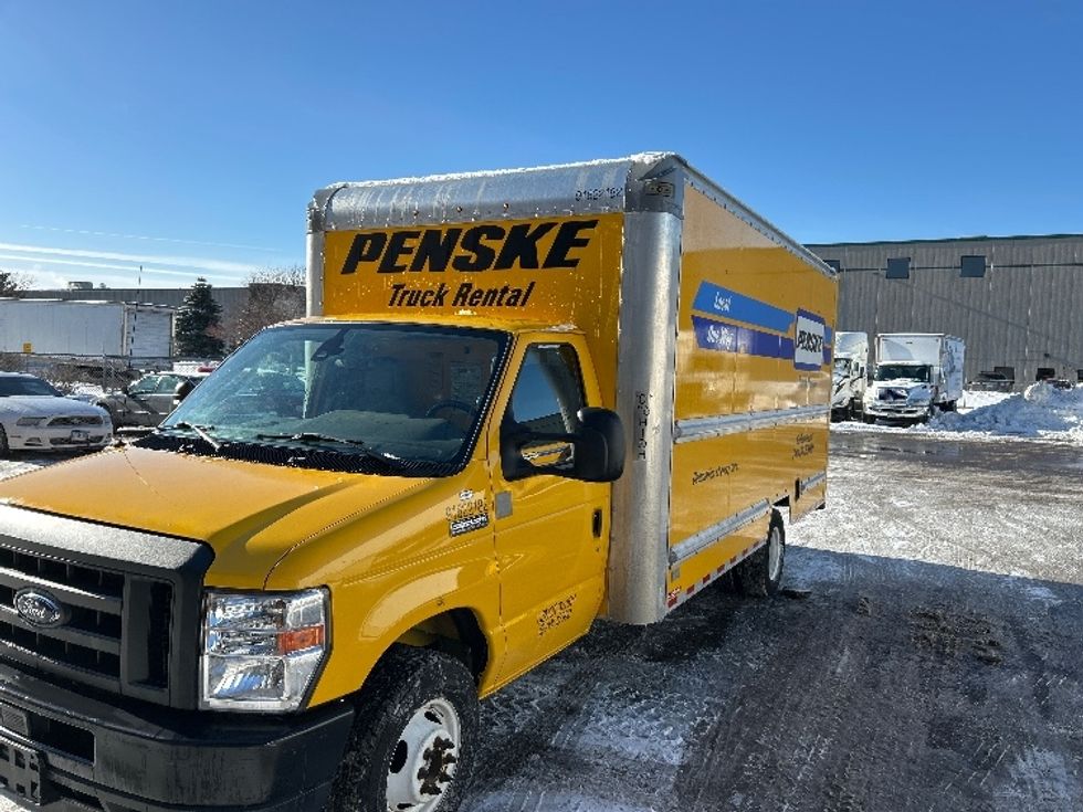 Light Duty Box Truck-Light and Medium Duty Trucks-Ford-2022-E350-Brooklyn Park-MN-90,687\n\t\tmiles-$ 29,500 - Image 3