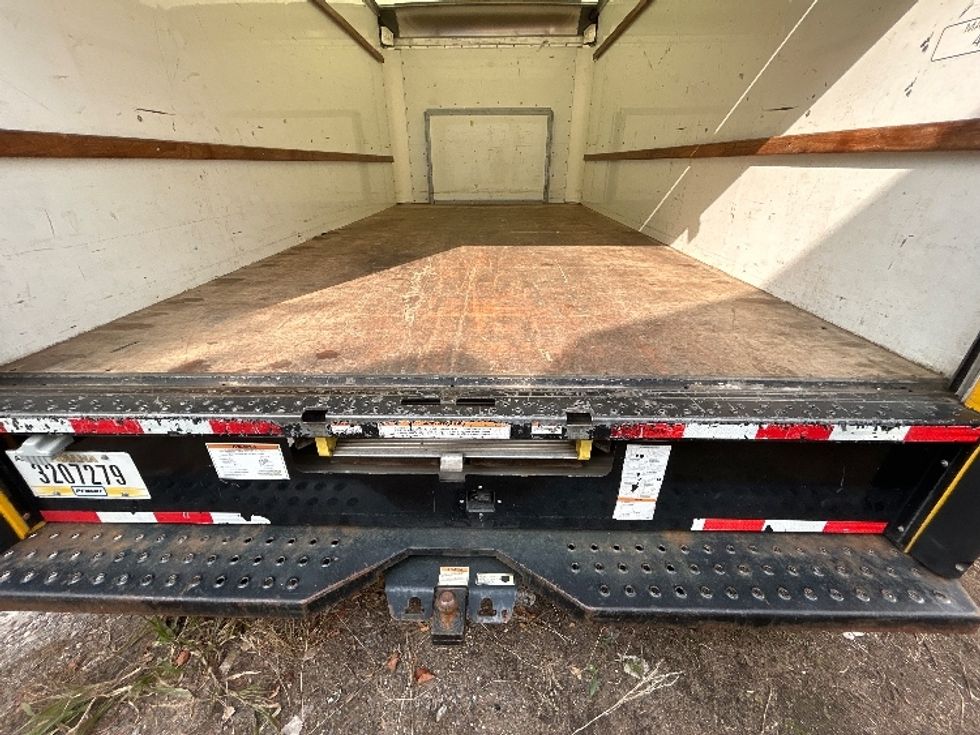 Light Duty Box Truck-Light and Medium Duty Trucks-Ford-2022-E350-Brooklyn Park-MN-97,811\n\t\tmiles-$ 28,000 - Image 10