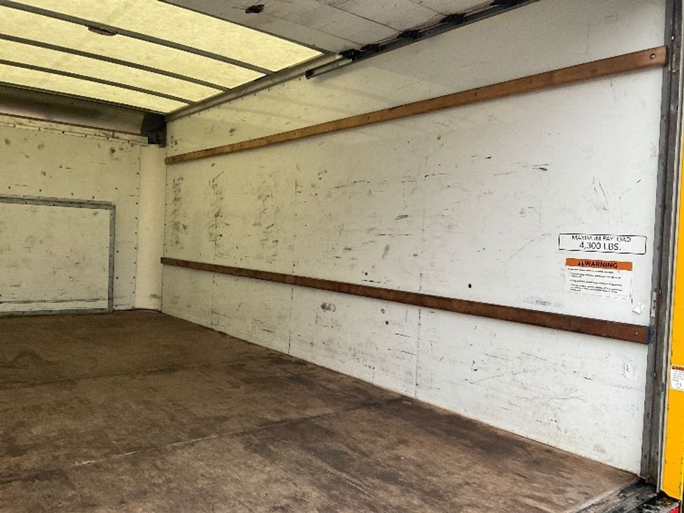 Light Duty Box Truck-Light and Medium Duty Trucks-Ford-2022-E350-Byron Center-MI-100,249\n\t\tmiles-$ 27,500 - Image 12