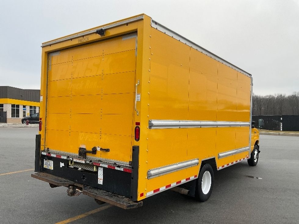 Light Duty Box Truck-Light and Medium Duty Trucks-Ford-2022-E350-Byron Center-MI-100,249\n\t\tmiles-$ 27,500 - Image 13