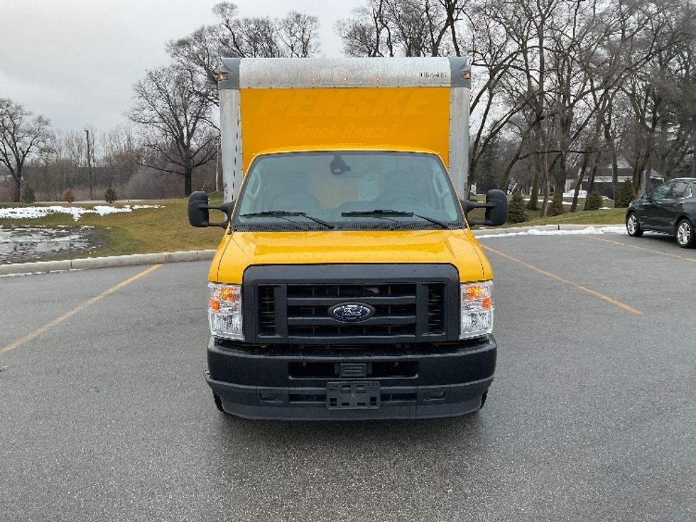 Light Duty Box Truck-Light and Medium Duty Trucks-Ford-2022-E350-Byron Center-MI-100,249\n\t\tmiles-$ 27,500 - Image 2