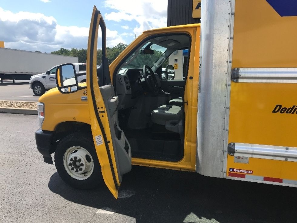 Light Duty Box Truck-Light and Medium Duty Trucks-Ford-2022-E350-Canton-OH-104,153\n\t\tmiles-$ 25,000 - Image 16