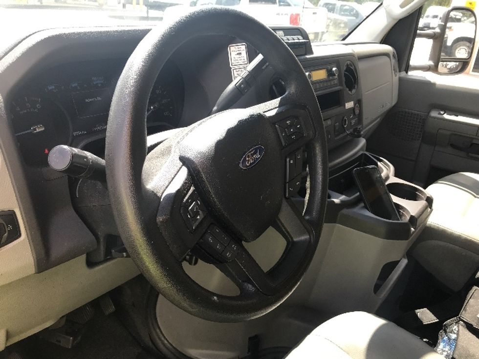 Light Duty Box Truck-Light and Medium Duty Trucks-Ford-2022-E350-Canton-OH-104,153\n\t\tmiles-$ 25,000 - Image 17