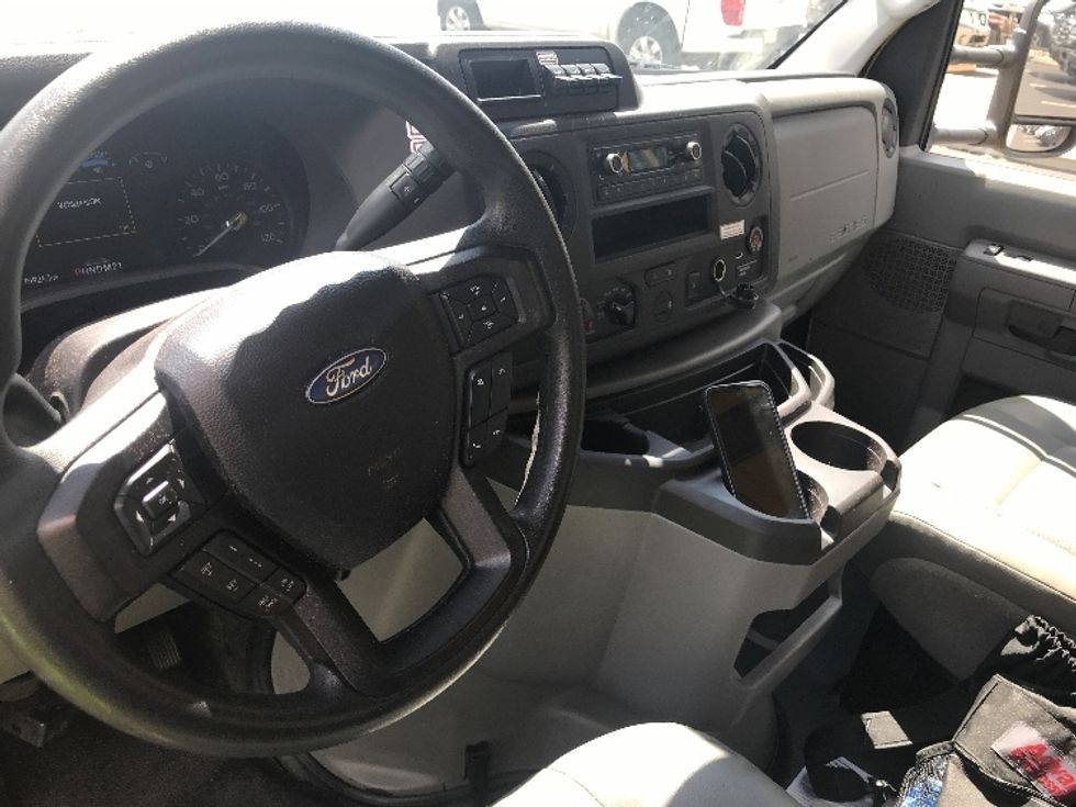 Light Duty Box Truck-Light and Medium Duty Trucks-Ford-2022-E350-Canton-OH-104,153\n\t\tmiles-$ 25,000 - Image 18