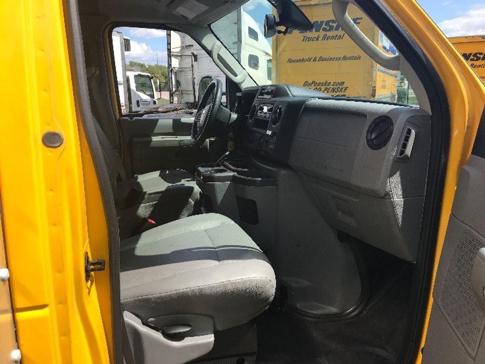 Light Duty Box Truck-Light and Medium Duty Trucks-Ford-2022-E350-Canton-OH-104,153\n\t\tmiles-$ 25,000 - Image 22