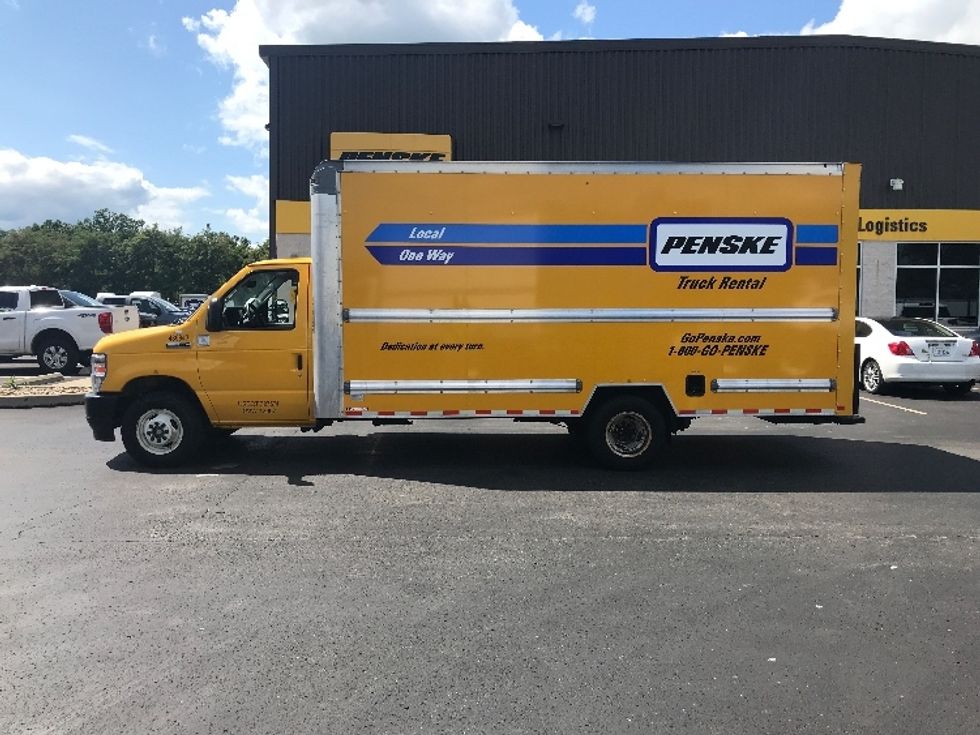 Light Duty Box Truck-Light and Medium Duty Trucks-Ford-2022-E350-Canton-OH-104,153\n\t\tmiles-$ 25,000 - Image 4