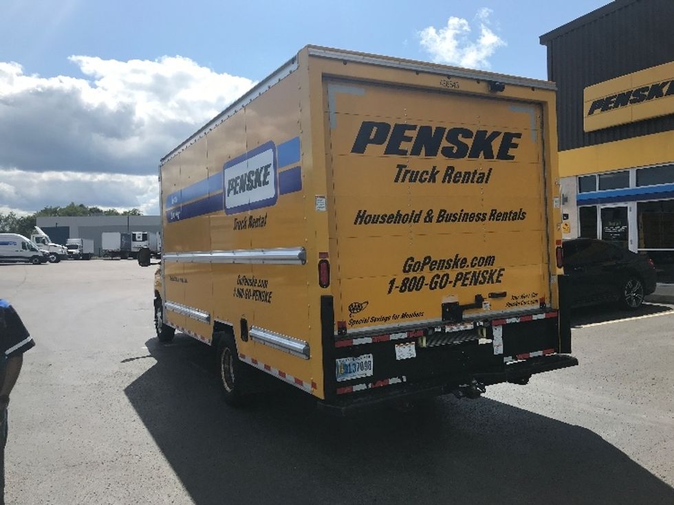 Light Duty Box Truck-Light and Medium Duty Trucks-Ford-2022-E350-Canton-OH-104,153\n\t\tmiles-$ 25,000 - Image 6