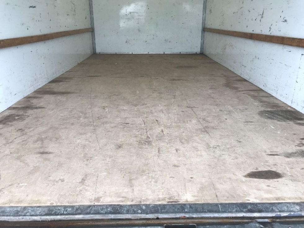 Light Duty Box Truck-Light and Medium Duty Trucks-Ford-2022-E350-Canton-OH-129,216\n\t\tmiles-$ 24,250 - Image 10