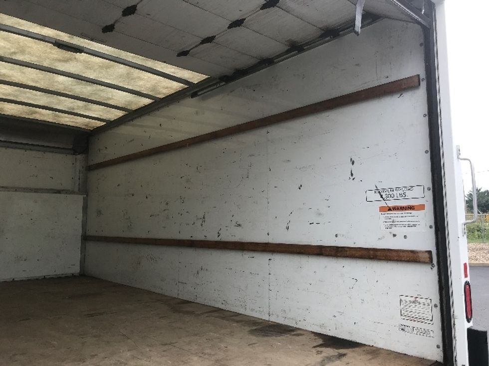 Light Duty Box Truck-Light and Medium Duty Trucks-Ford-2022-E350-Canton-OH-129,216\n\t\tmiles-$ 24,250 - Image 12