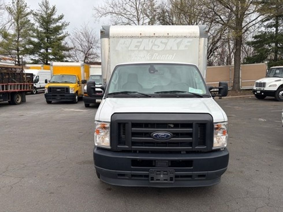 Light Duty Box Truck-Light and Medium Duty Trucks-Ford-2022-E350-Capitol Heights-MD-104,710\n\t\tmiles-$ 29,250 - Image 2