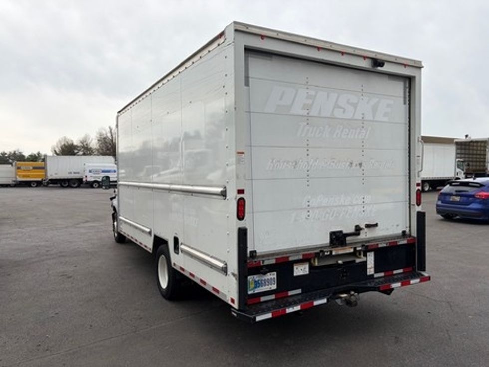 Light Duty Box Truck-Light and Medium Duty Trucks-Ford-2022-E350-Capitol Heights-MD-104,710\n\t\tmiles-$ 29,250 - Image 5