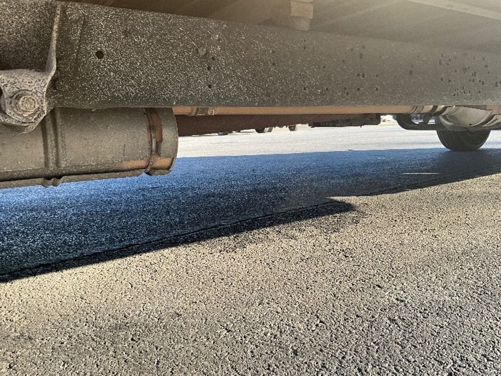 Light Duty Box Truck-Light and Medium Duty Trucks-Ford-2022-E350-Capitol Heights-MD-105,629\n\t\tmiles-$ 26,250 - Image 12