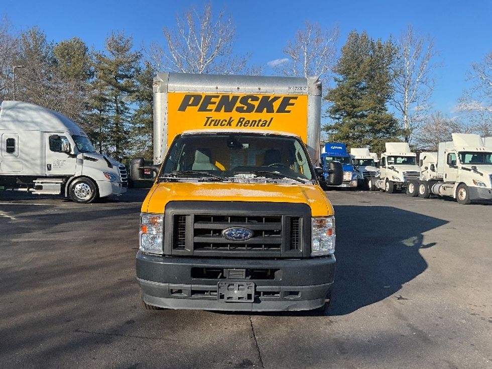 Light Duty Box Truck-Light and Medium Duty Trucks-Ford-2022-E350-Capitol Heights-MD-105,629\n\t\tmiles-$ 26,250 - Image 2