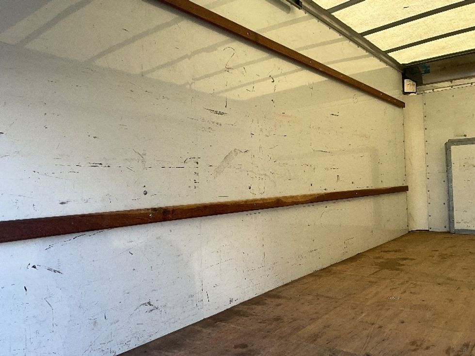 Light Duty Box Truck-Light and Medium Duty Trucks-Ford-2022-E350-Capitol Heights-MD-105,629\n\t\tmiles-$ 26,250 - Image 9